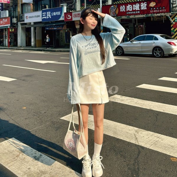 【MISTO SHOP】正韓 字母甜美短版上衣｜蕾絲滾邊